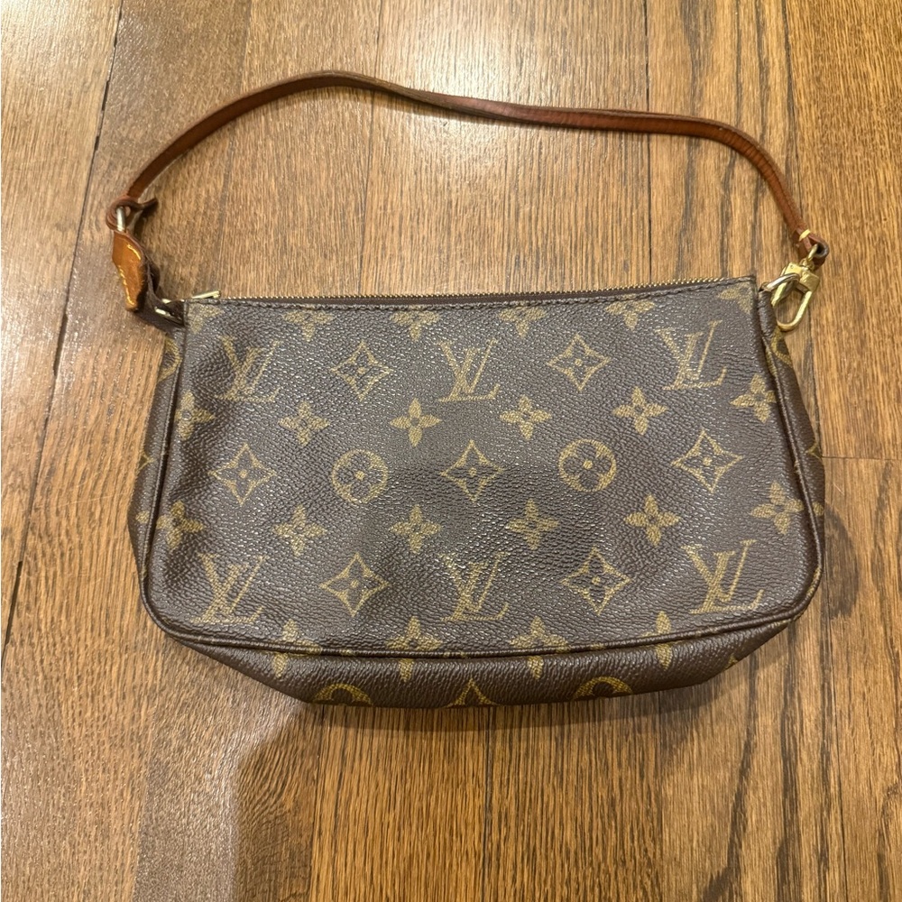 Louis Vuitton Brown Monogram Baguette